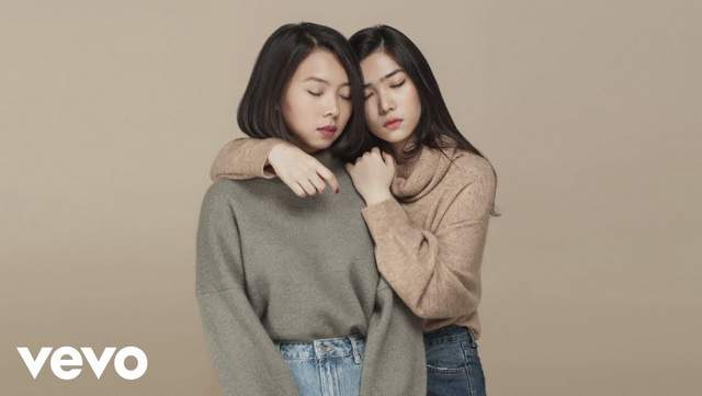 Isyana Sarasvati ft Rara Sekar - Luruh