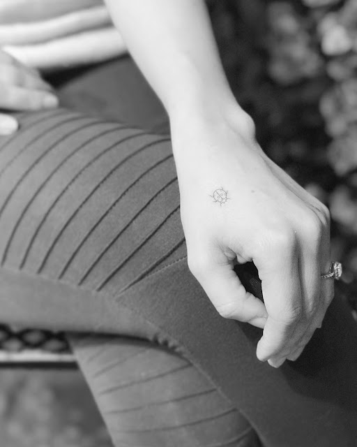 Mini tatuagens femininas Mini tatuagens femininas