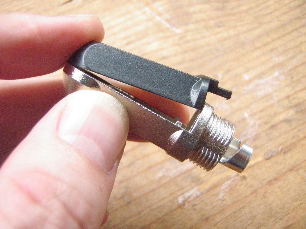 How to make a guitar cable DIY Strat (and other guitar & audio projects)