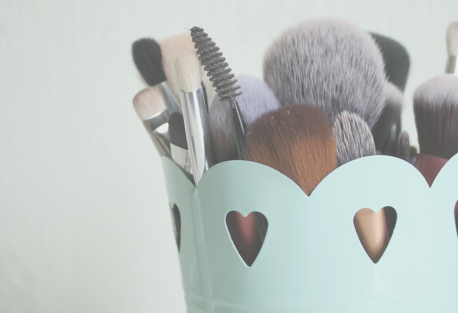 Pretty Makeup Brush Pot Mugeek Vidalondon