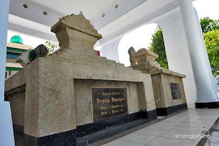makam pangeran diponegoro makassar