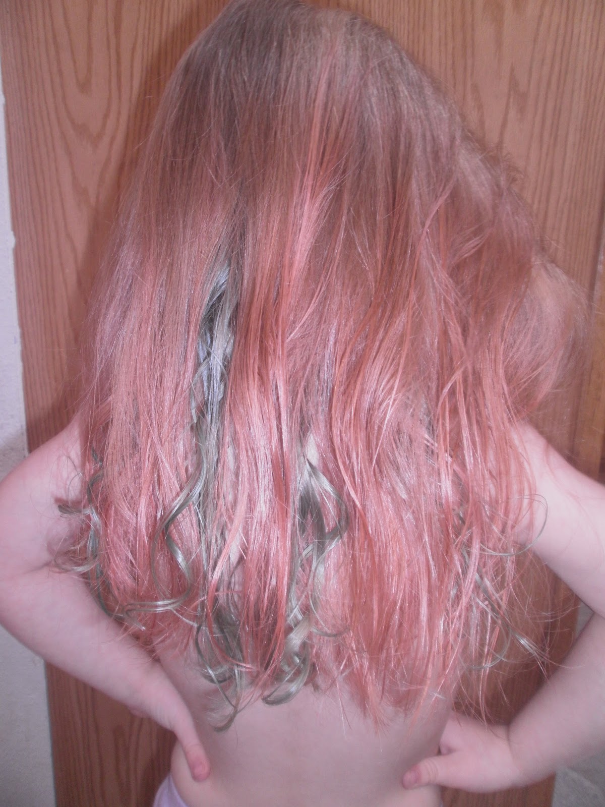 Forever Sew Cute Temporarily Dye Your Hair the easiest way