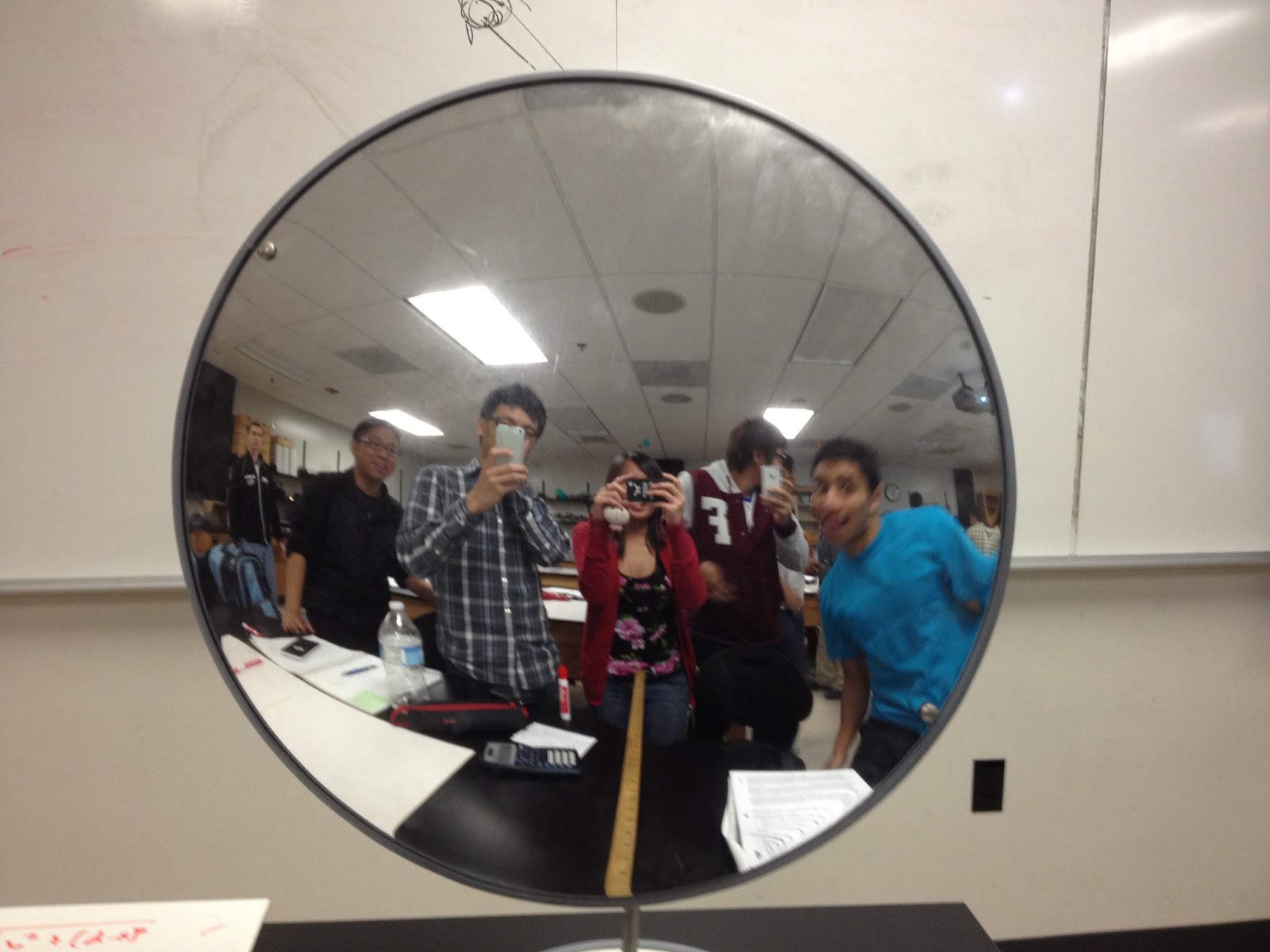 Physics 4C csoemardy Experiment 8 Concave and Convex Mirrors