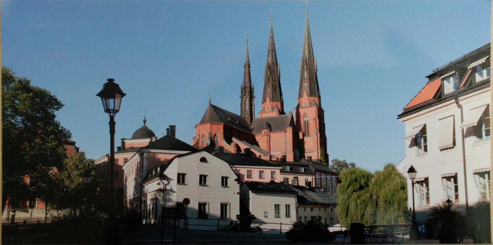 La Atalaya Nocturna Lunes de postal Uppsala