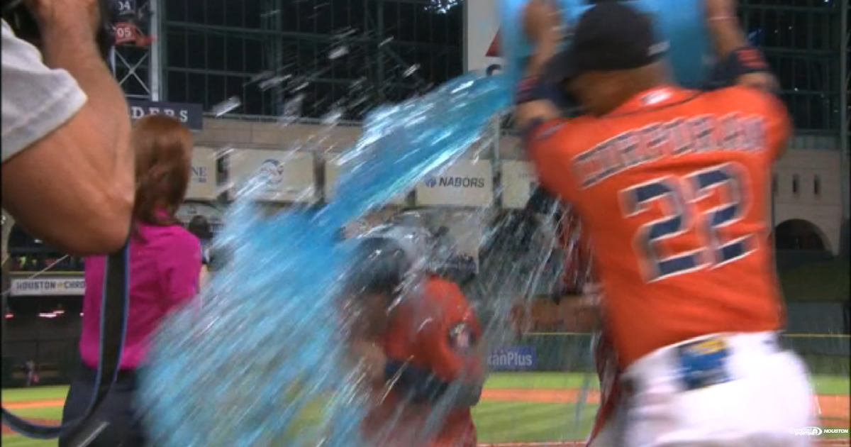 jose altuve walk off jose altuve walk off