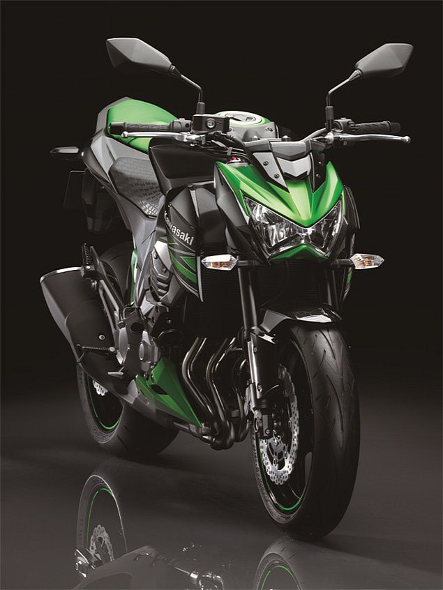 2013 Kawasaki Z800 Review, Pictures and Specs