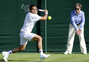Víctor Estrella primer dominicano en ganar un partido en Wimbledon