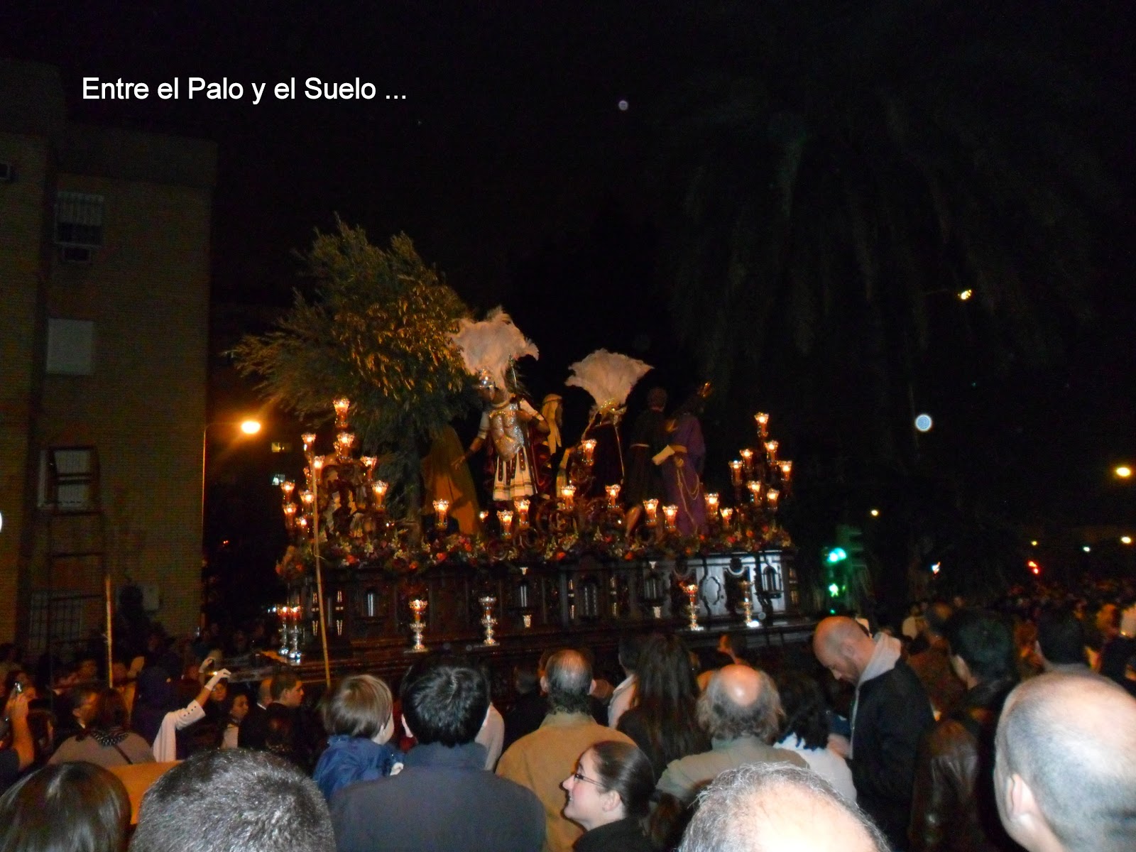 Entre el palo y el suelo.... el cielo Hermandad de Pino Montano 2012