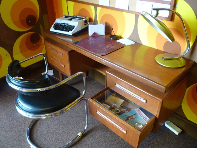 1969 living room desk typewriter office via lovebirds vintage
