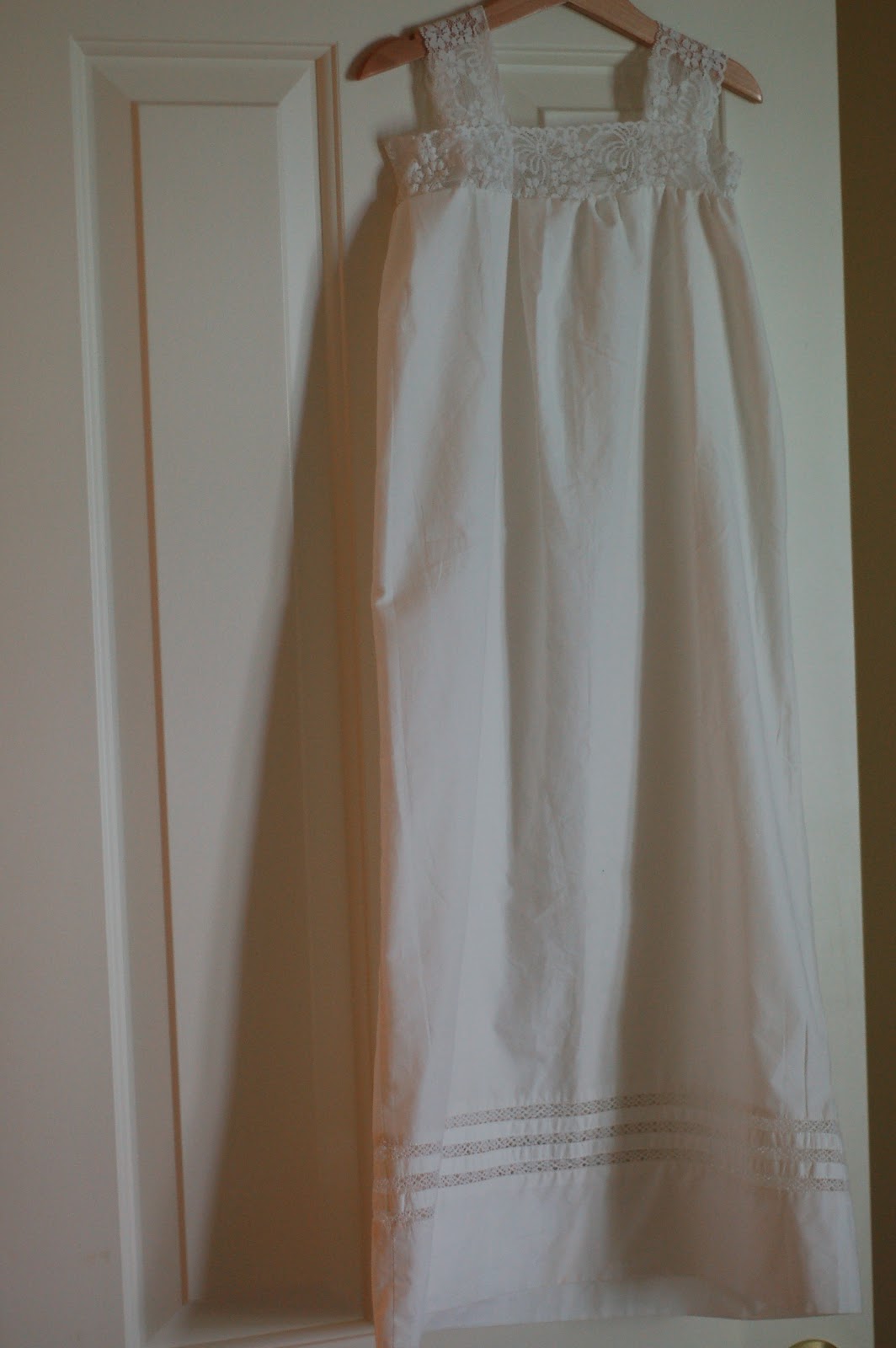 Lilou creates Pillowcase Nightgown