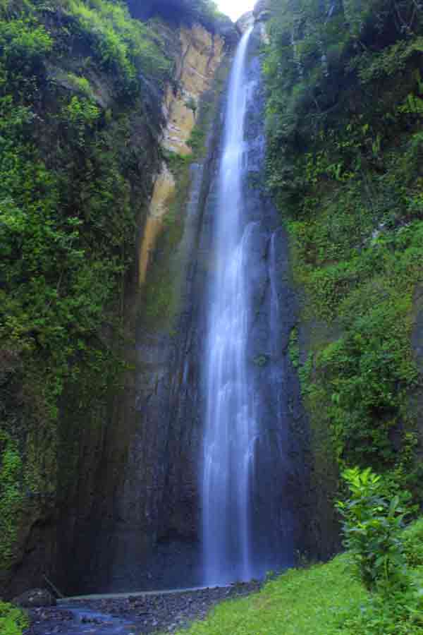 Wisata Air  Terjun  Curug Sidoharjo Samigaluh KP Jogja 