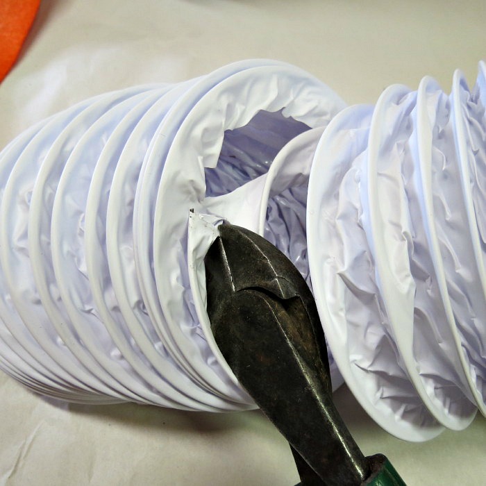 Timeless Treasures Dryer vent hose Snowy Snowman Tutorial