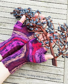 Knitting and so on: U Turn Mitts - Free Pattern