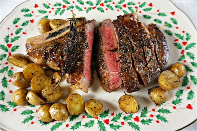 Cena de Noche Vieja: Prime Dry-Aged Bone-In Ribeye Steak con Patatas 