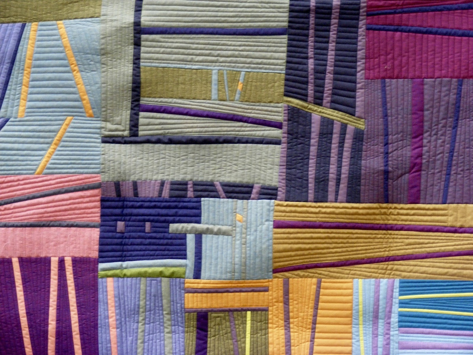 TIA CURTIS QUILTS Still Here, Still Quilting!