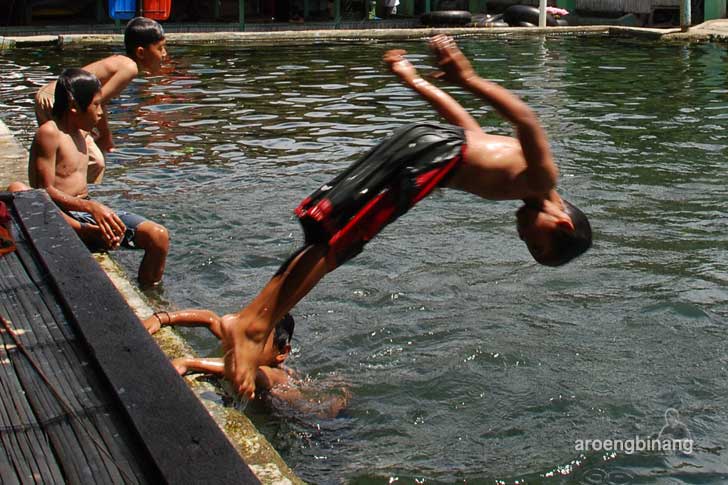 pemandian cikoromoy pandeglang banten