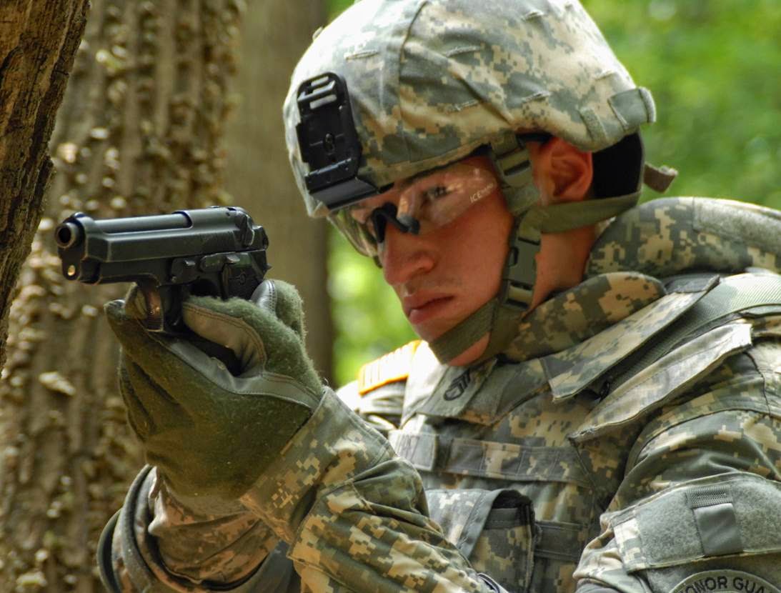 Army Beretta M9 Pistol In Training