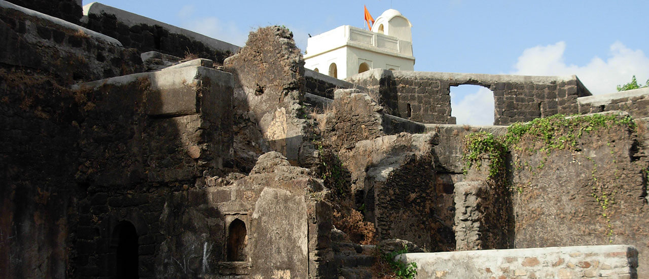 शिरगावचा किल्ला - Shirgaocha Fort