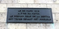 Fuente: https://en.wikipedia.org/wiki/Paris_Gun Placa recordatoria del primer impacto