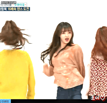 주아돌 오마이걸 아린이는 많이 올라왔으니 유아랑 비니 올립니다.gif | 인스티즈