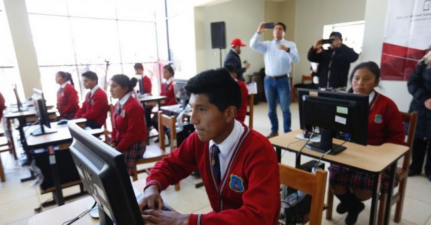 Escolares de zonas rurales en la región Huancavelica acceden a internet Escolares de zonas rurales en la región Huancavelica acceden a internet