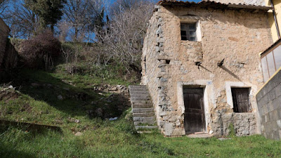 Pueblo italiano vende casas a partir de 1 euro