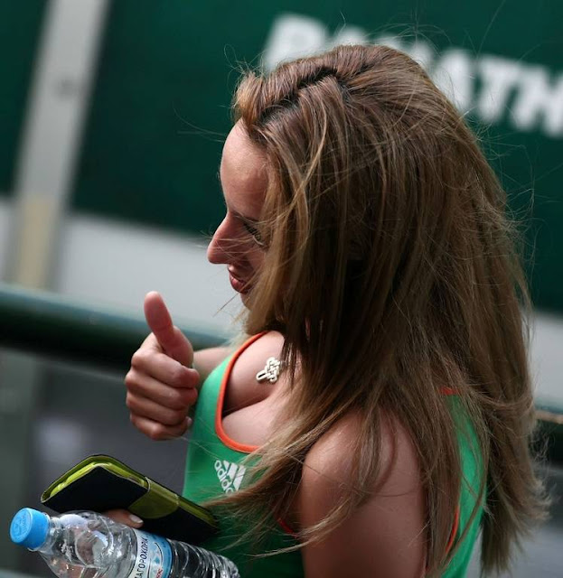 Τράβηξε τα βλέμματα η... πανοραμική της θέα (pic)