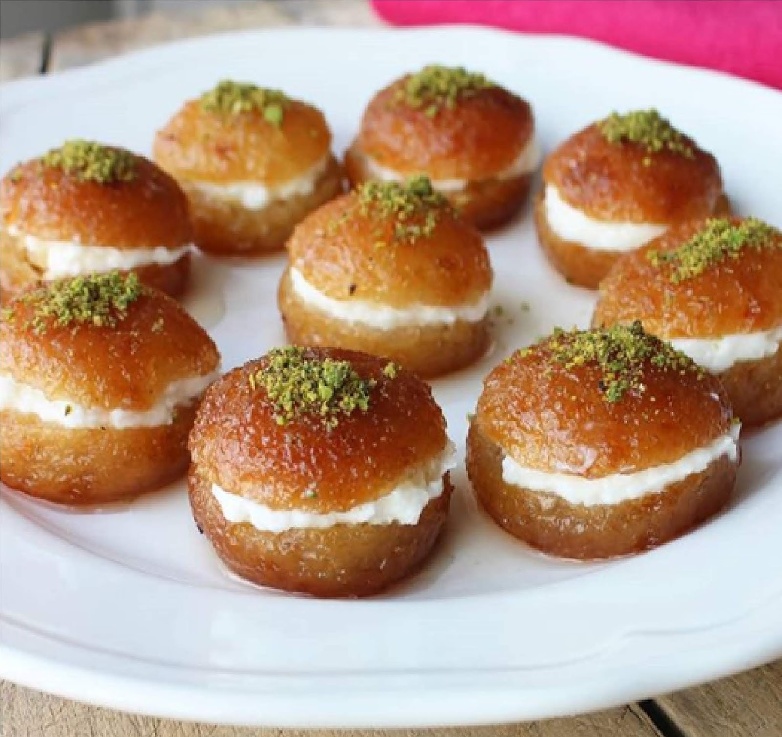 Kaymaklı Bohça Tatlısı Kaymaklı Bohça Tatlısı