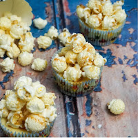 Cheesecake Cupcakes mit Karamellpopcorn