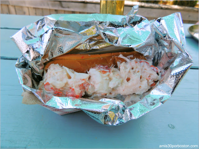 Regular Lobster Roll with Mayo del James Hook & Company en Boston