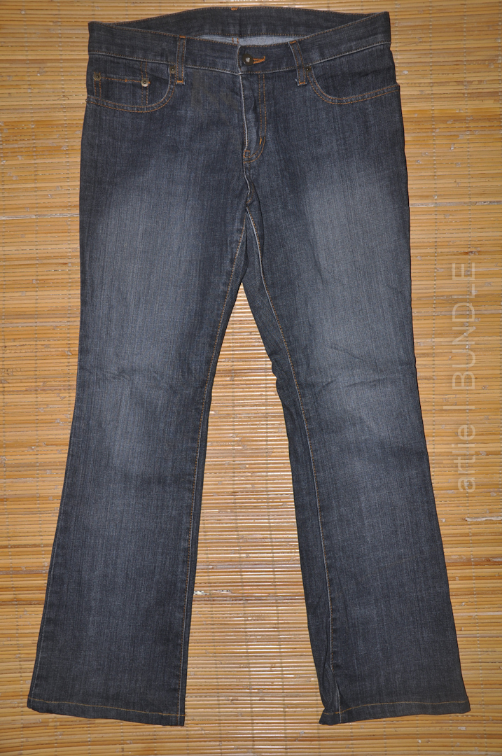 Vintage | Branded | Clothing: (BS3-0623) UNIQLO Bootcut Grey Jeans 32
