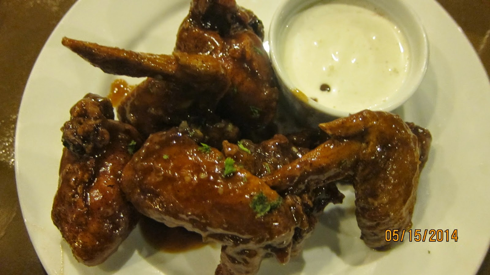 Kain Galore Tagaytay's Carlo's Pizza for Buffalo Wings and Quattro