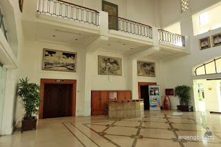 kantor gubernur jawa timur surabaya