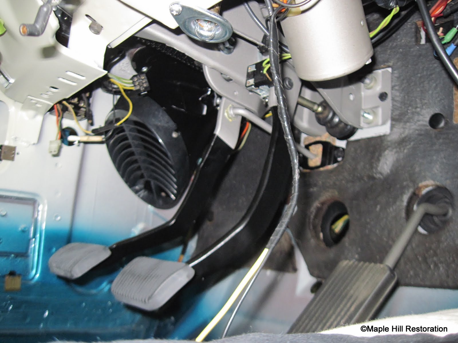 66 dash support bracket location - Vintage Mustang Forums