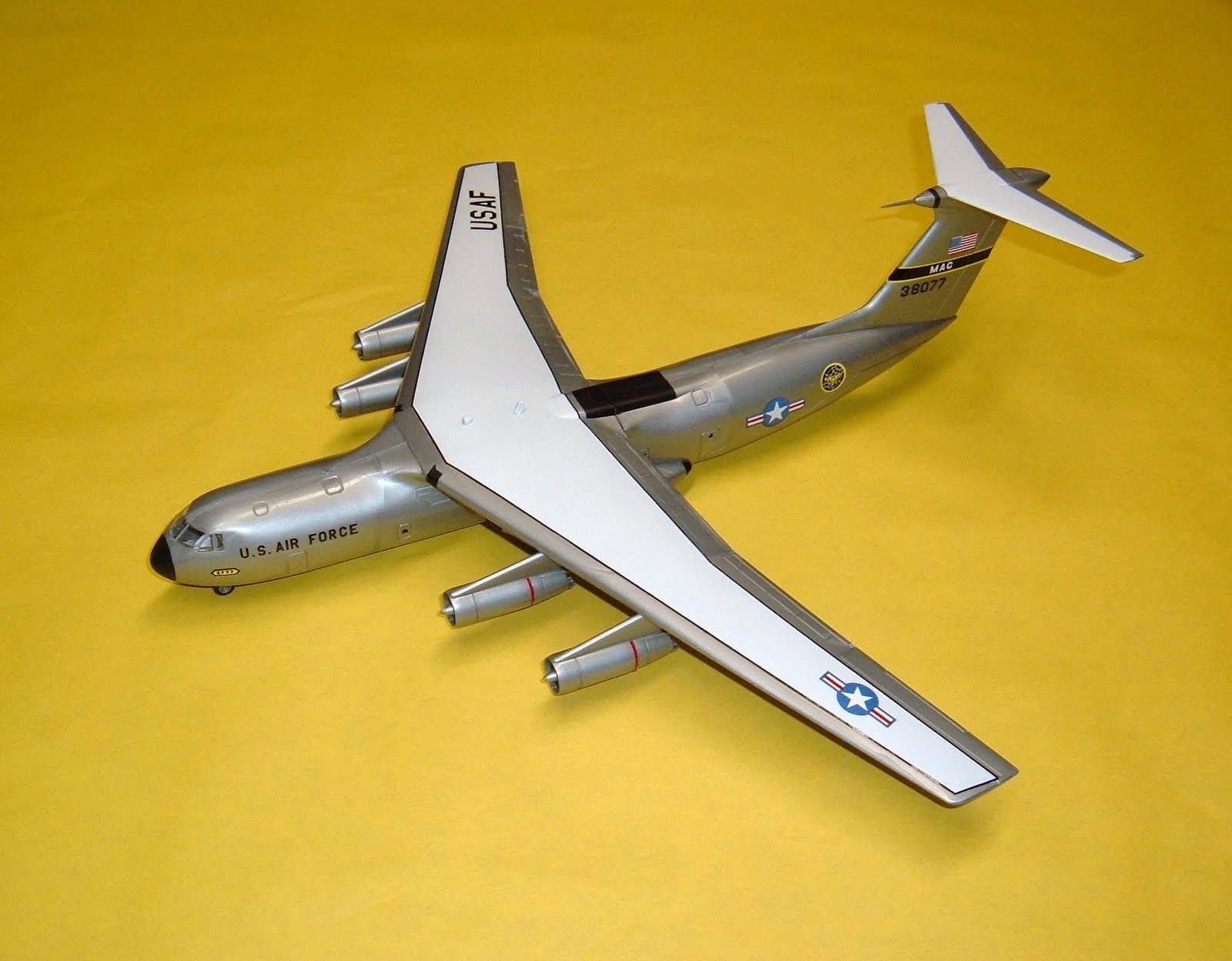 Model Airplane Memories Aurora Lockheed C141A Starlifter!