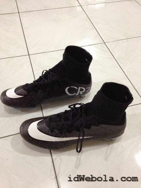 Sepatu Bola Nike CR7 Both Hitam Sepatu Bola Nike CR7 Both Hitam