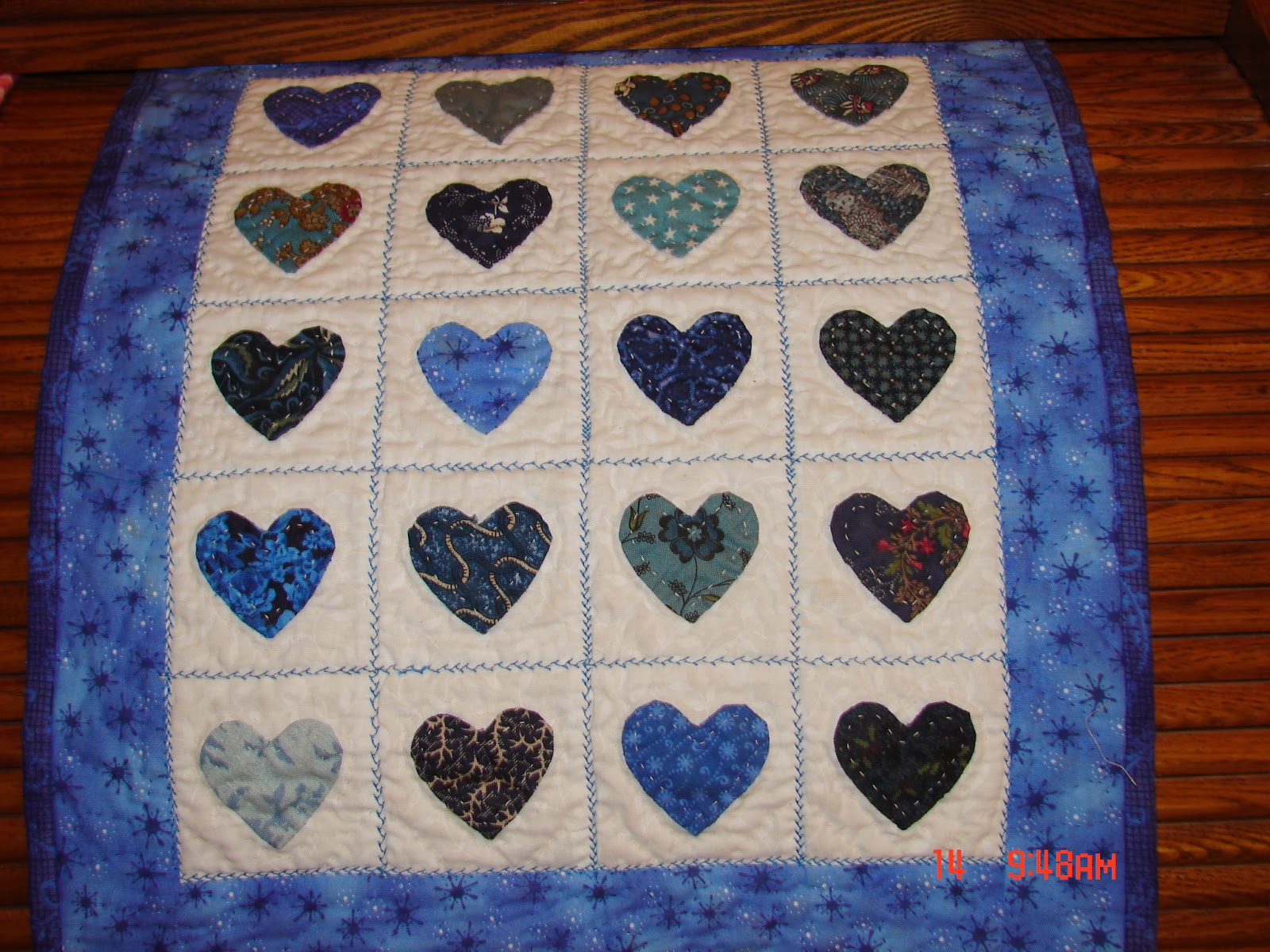 JulieKQuilts: Happy Valentine's day! (the heart quilts)