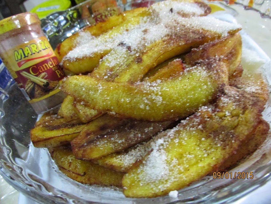 BANANAS FRITAS COM AÇÚCAR E CANELA