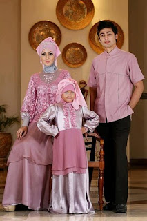 Model Pakaian Pesta Keluarga Muslim Modern Terbaru