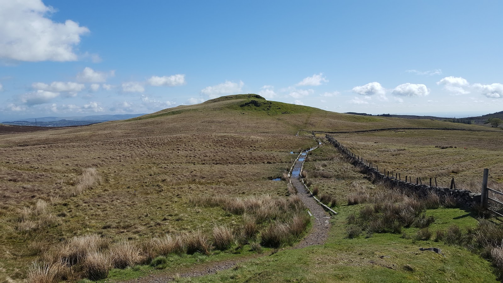 Neil's Hillwalking Exploits Windy Hill and Craig Minnan, Muirshiel