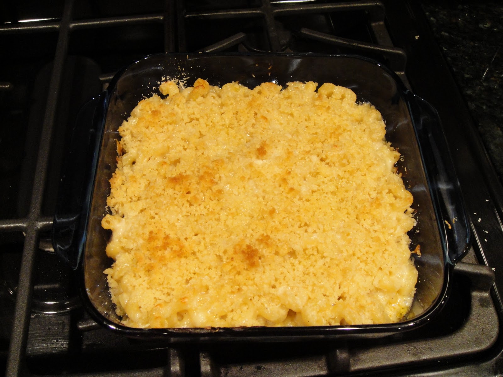The Kitchen Frog Sriracha Mac and Cheese