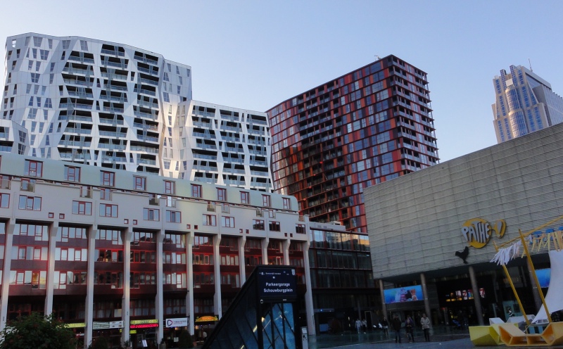 Calypso building Rotterdam parking lot