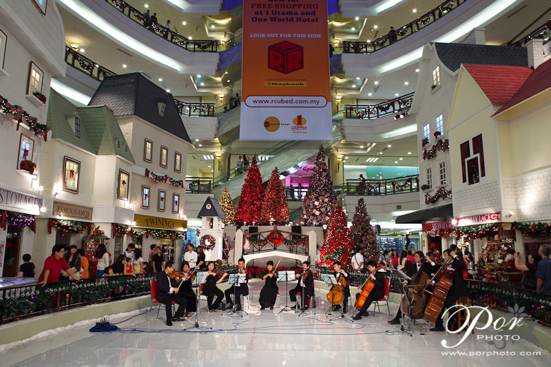 Por Photo Christmas Decoration at 1 Utama 2010