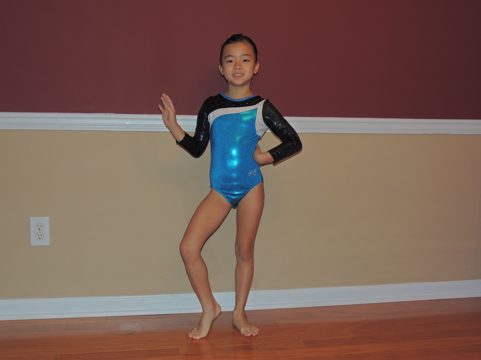 SYDNEY'S SUN I'm a Little Gymnast, Short and Stout