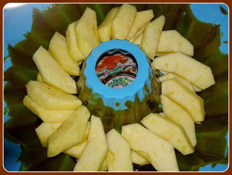 preparación de tarta de manzana en microondas