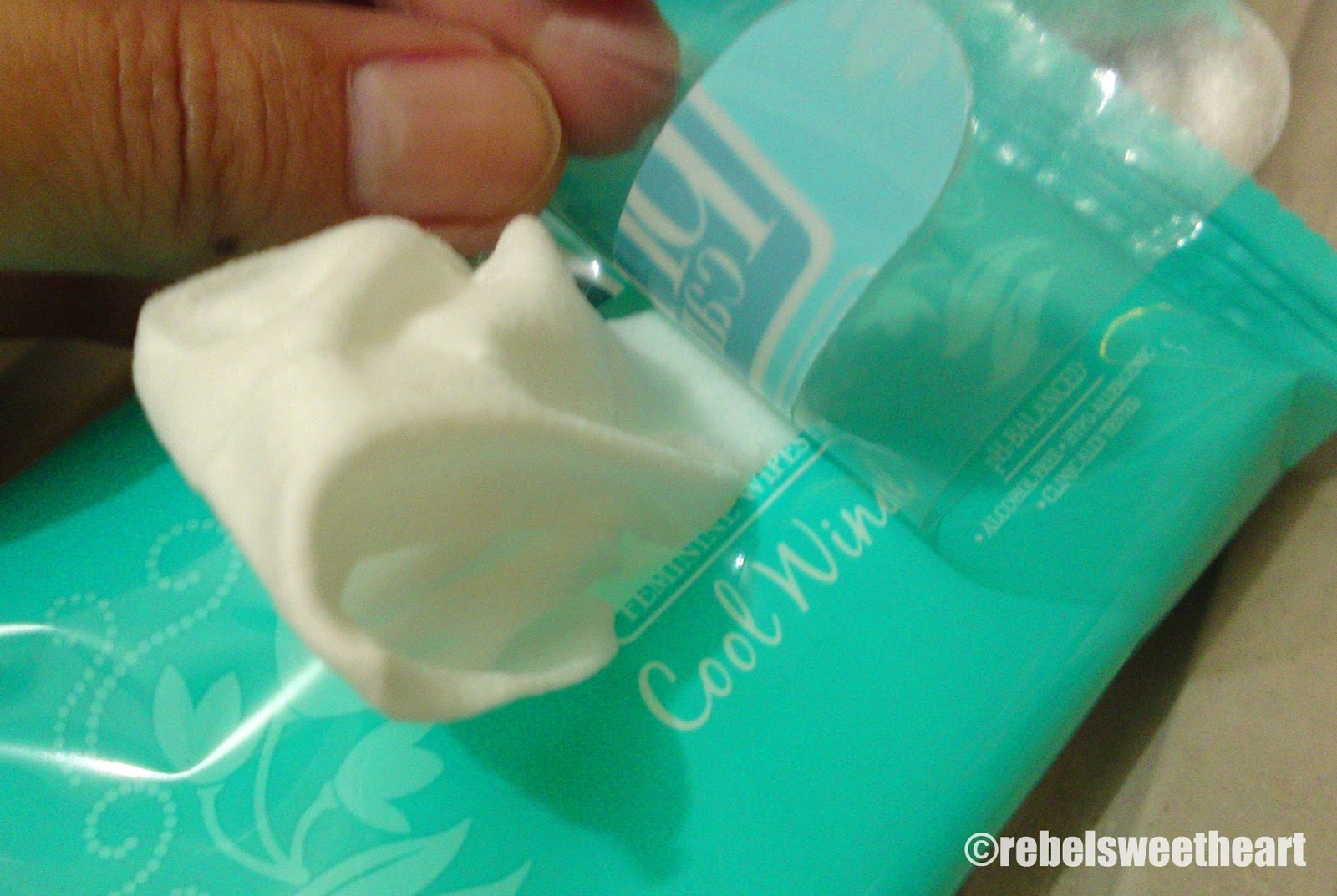 The Rebel Sweetheart. Spotlight pH Care Feminine Wipes.
