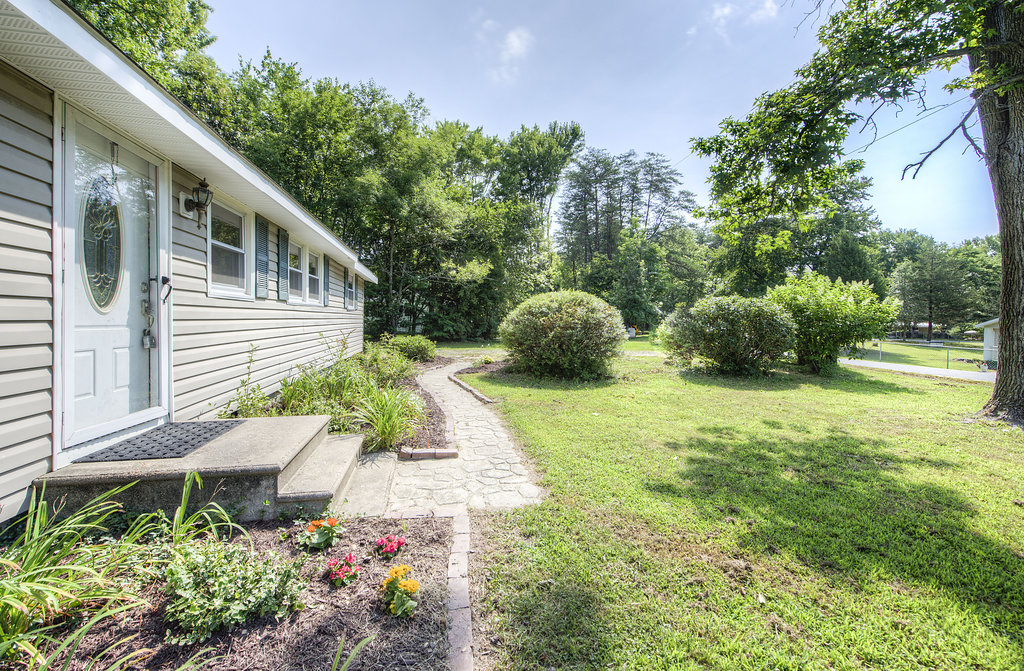 Clarence Gresham 13707 Long Branch Rd. Just Listed By