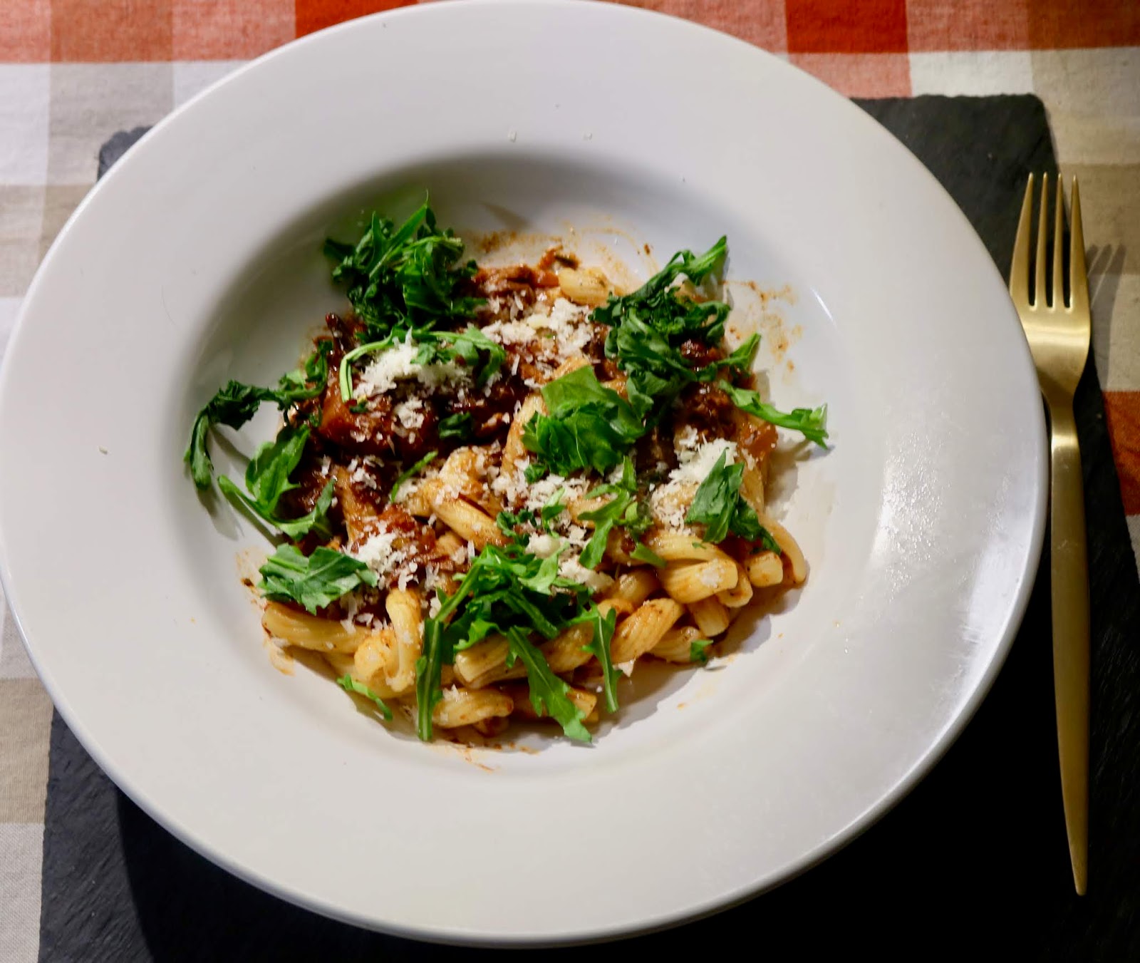 Pasta mit Lammragout