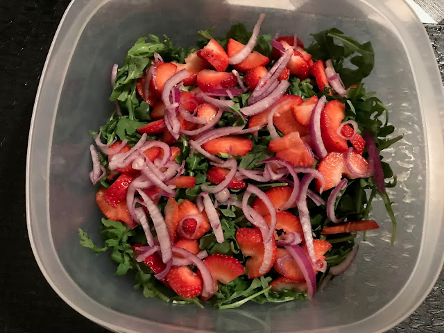 Strawberry Arugula Salad with Grilled Chicken