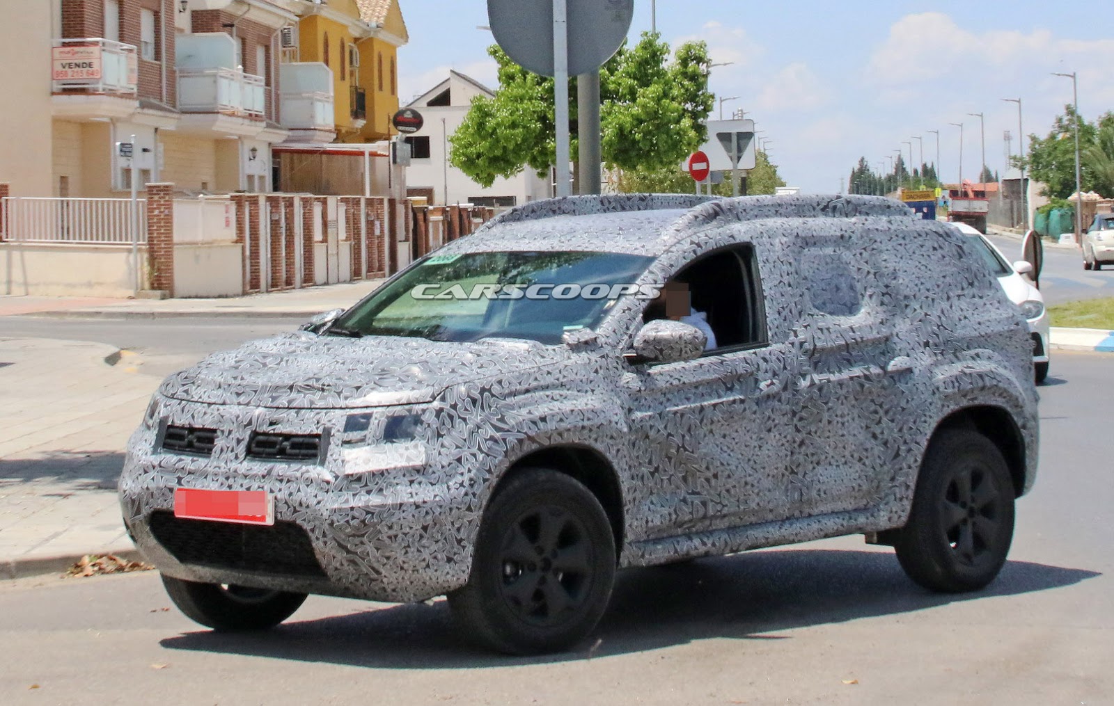 2018-Dacia-Duster-SUV-1.jpg